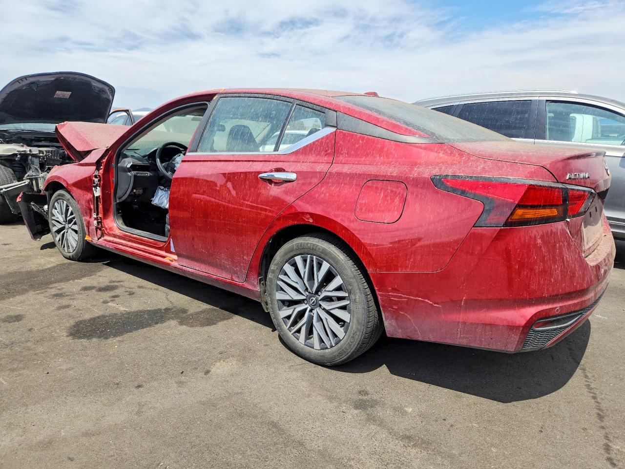 2024 Nissan Altima 2.5 Sv - Image 2