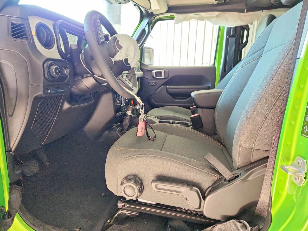 2025 Jeep Wrangler Sport 4Xe - Фото 7