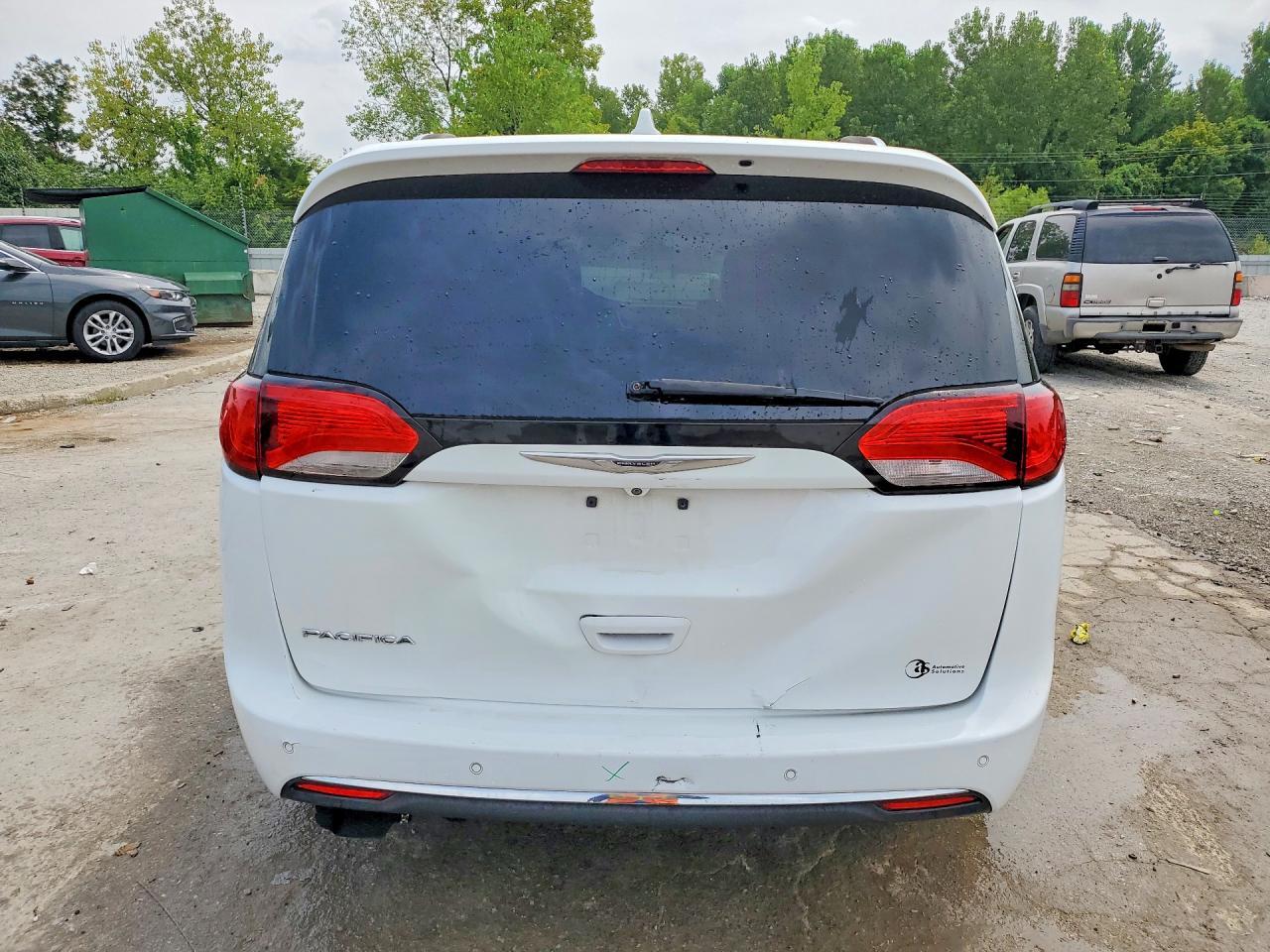 2017 Chrysler Pacifica Touring L Plus - Фото 6