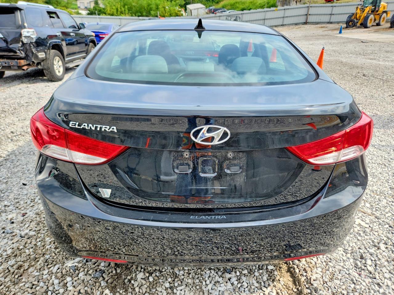 2013 Hyundai Elantra Gls - Фото 6