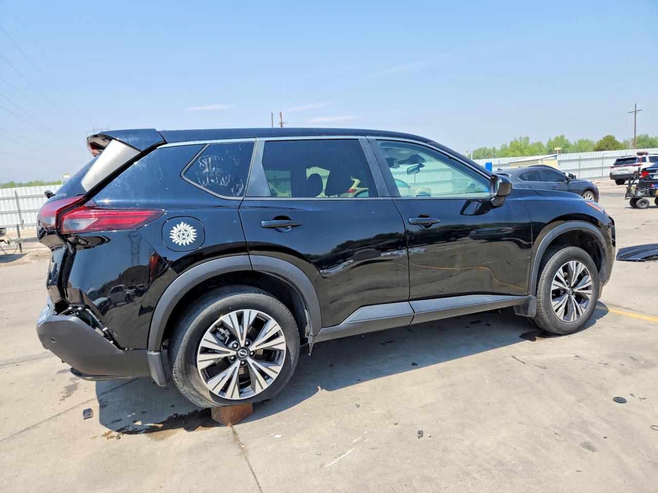 2023 Nissan Rogue Sv - Фото 3