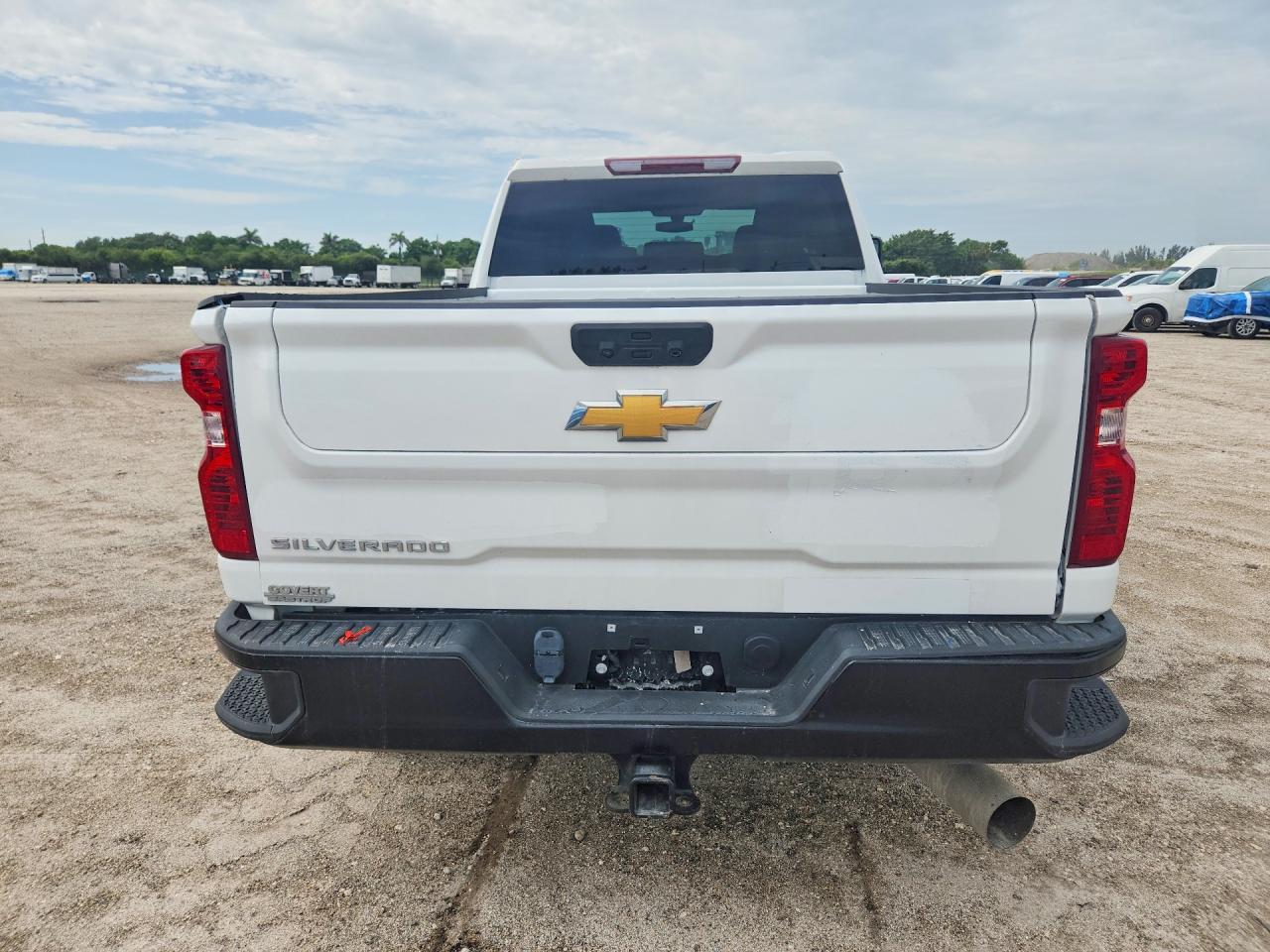 2023 Chevrolet Silverado K2500 Heavy Duty - Фото 6