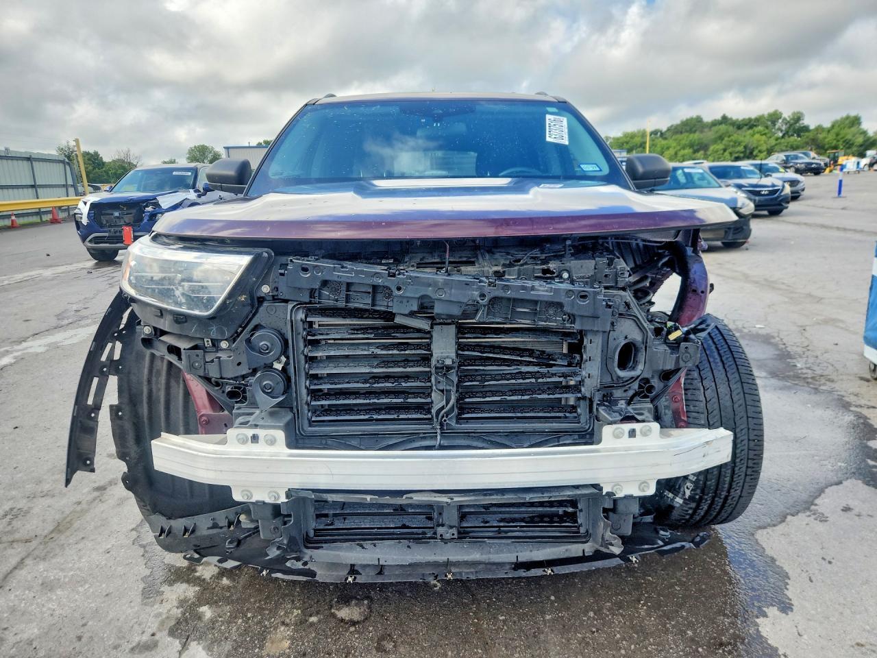 2022 Ford Explorer Xlt - Фото 5