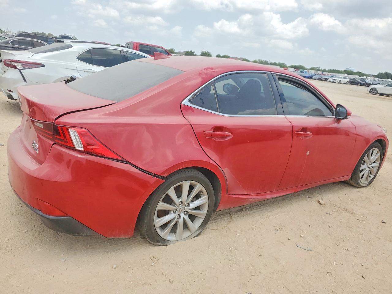 2016 Lexus Is 200T - Фото 3