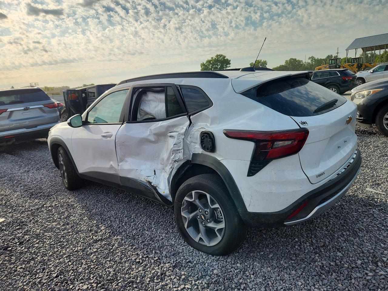 2026 Chevrolet Trax 1Lt - Image 2