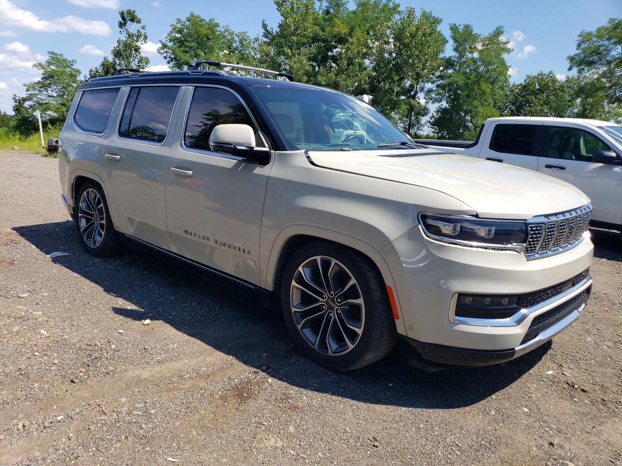 2022 Jeep Grand Wagoneer Series Iii - Image 4