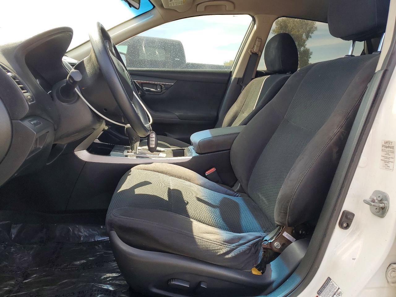 2014 Nissan Altima 2.5 S - Image 7