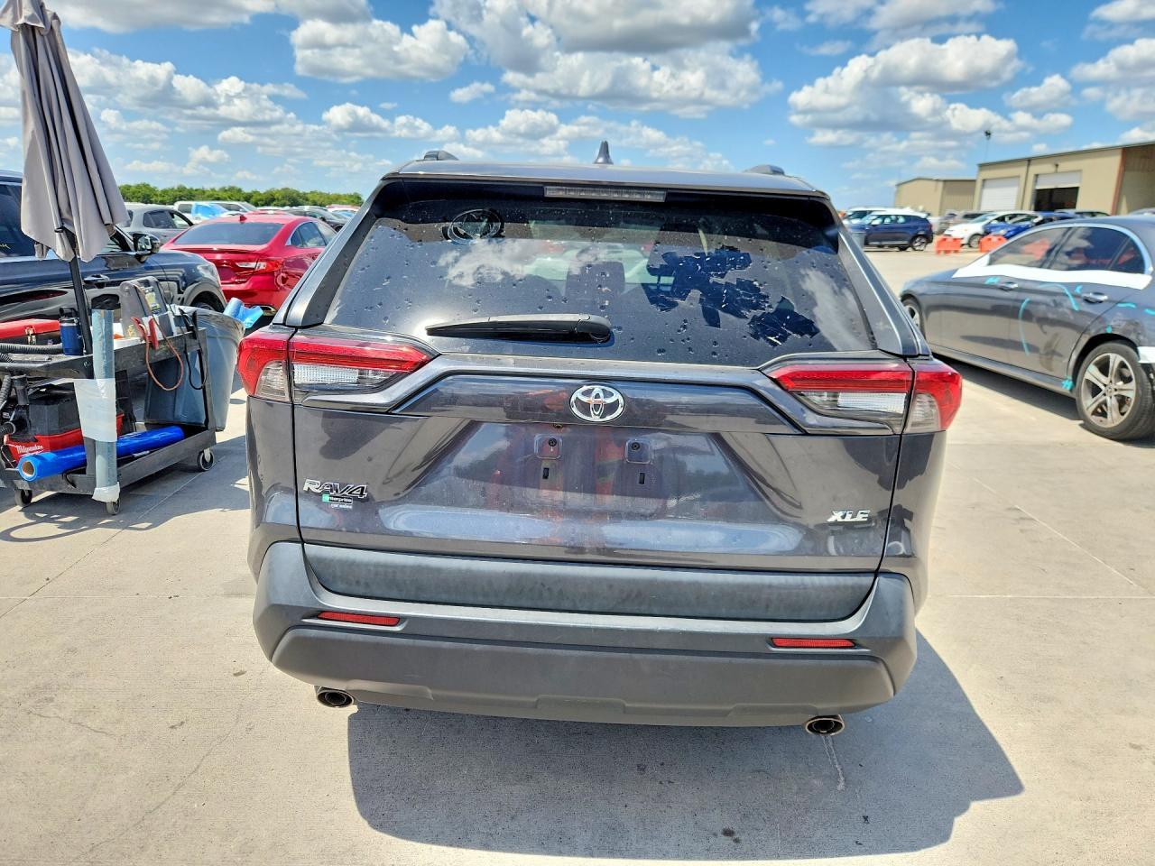 2021 Toyota Rav4 Xle - Фото 6