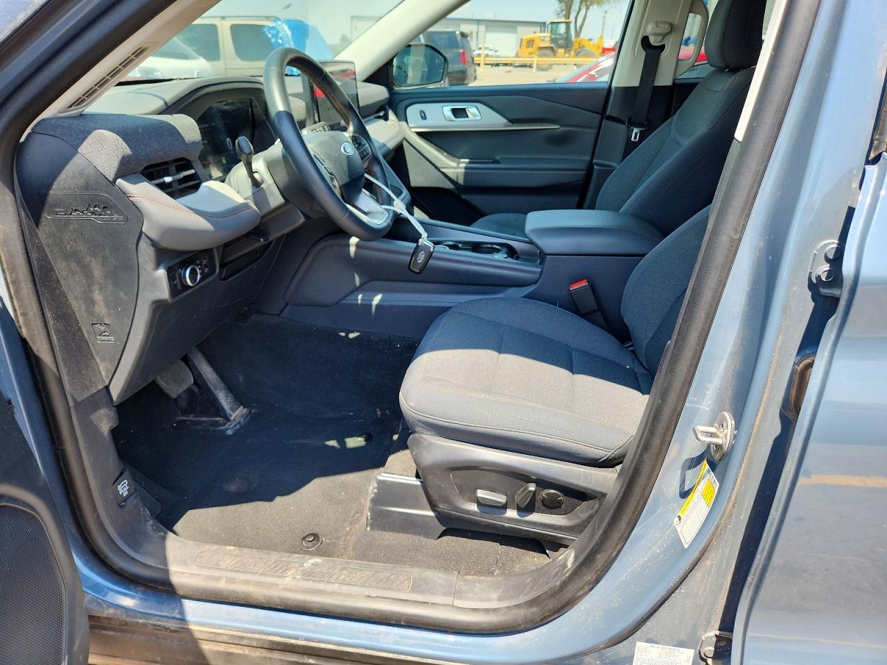 2025 Ford Explorer Active - Фото 7