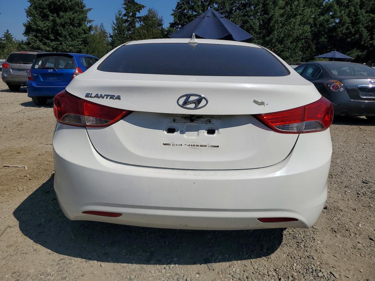2013 Hyundai Elantra Gls - Image 6