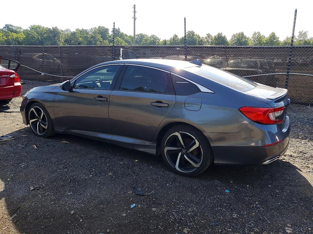 2018 Honda Accord Sport - Фото 2