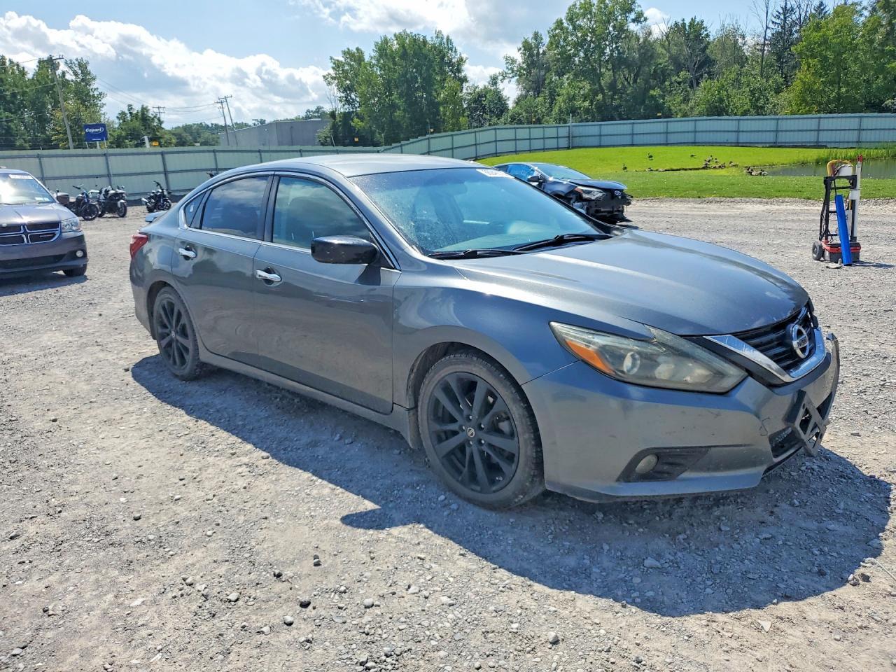 2017 Nissan Altima 2.5 Sr - Фото 4