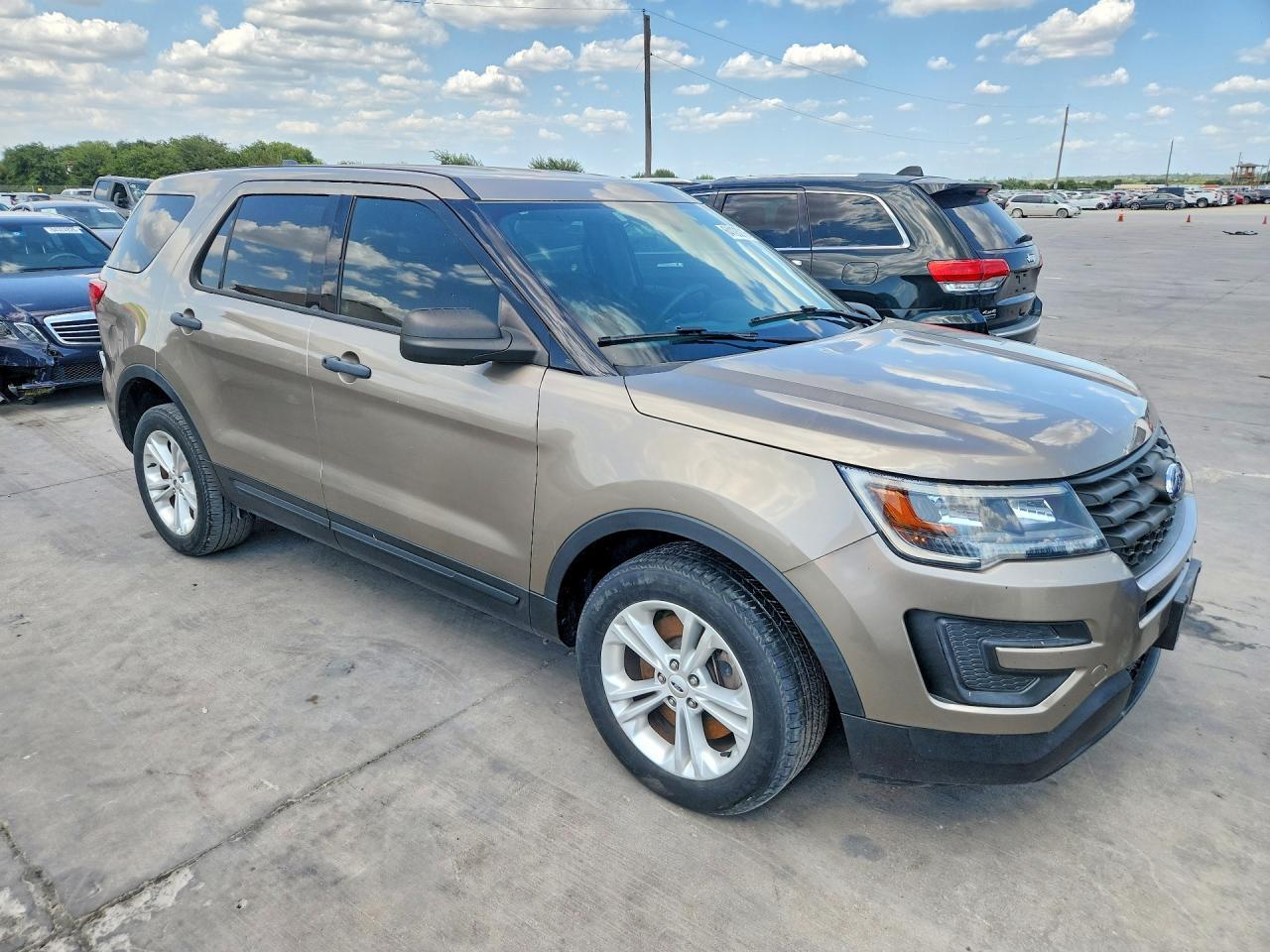 2019 Ford Explorer Police Interceptor - Фото 4