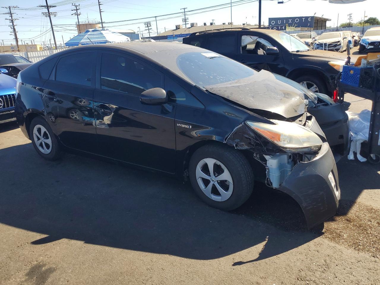 2014 Toyota Prius Two - Фото 4