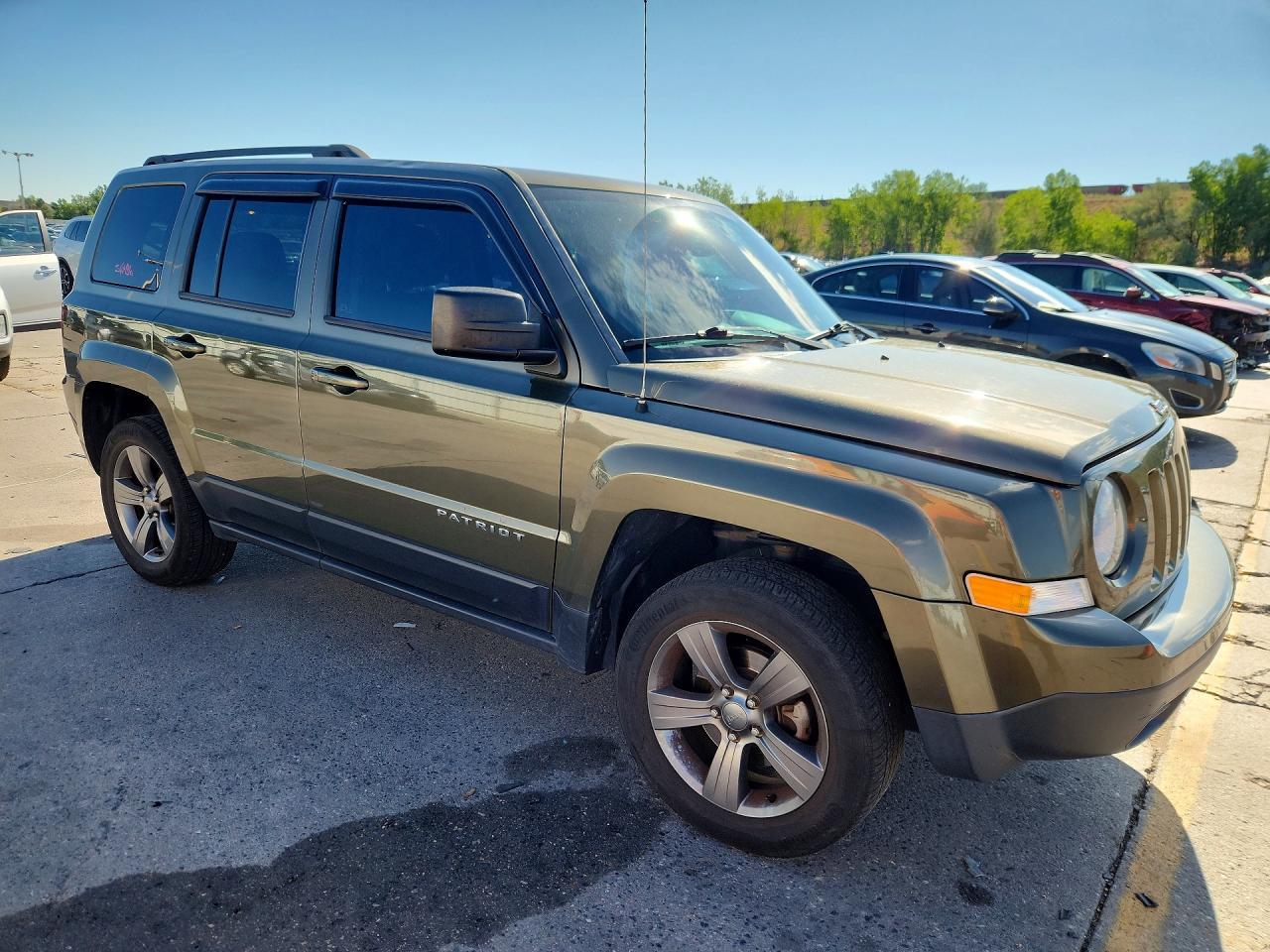 2015 Jeep Patriot Latitude - Фото 4