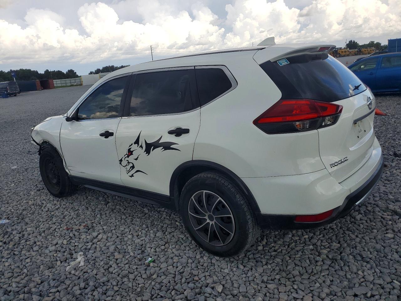 2017 Nissan Rogue S - Фото 2