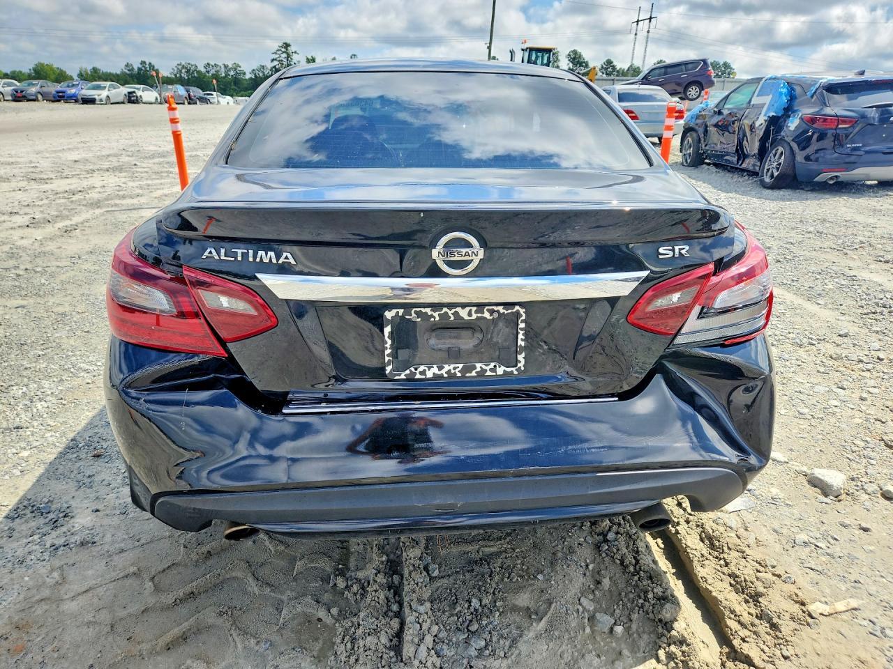 2016 Nissan Altima 2.5 S - Image 6