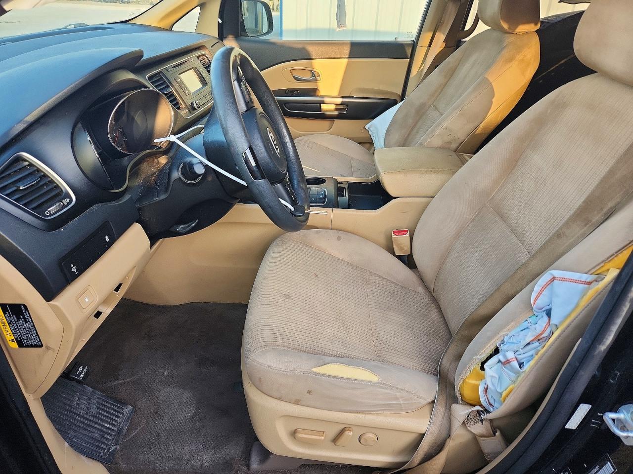 2016 Kia Sedona Lx - Image 7