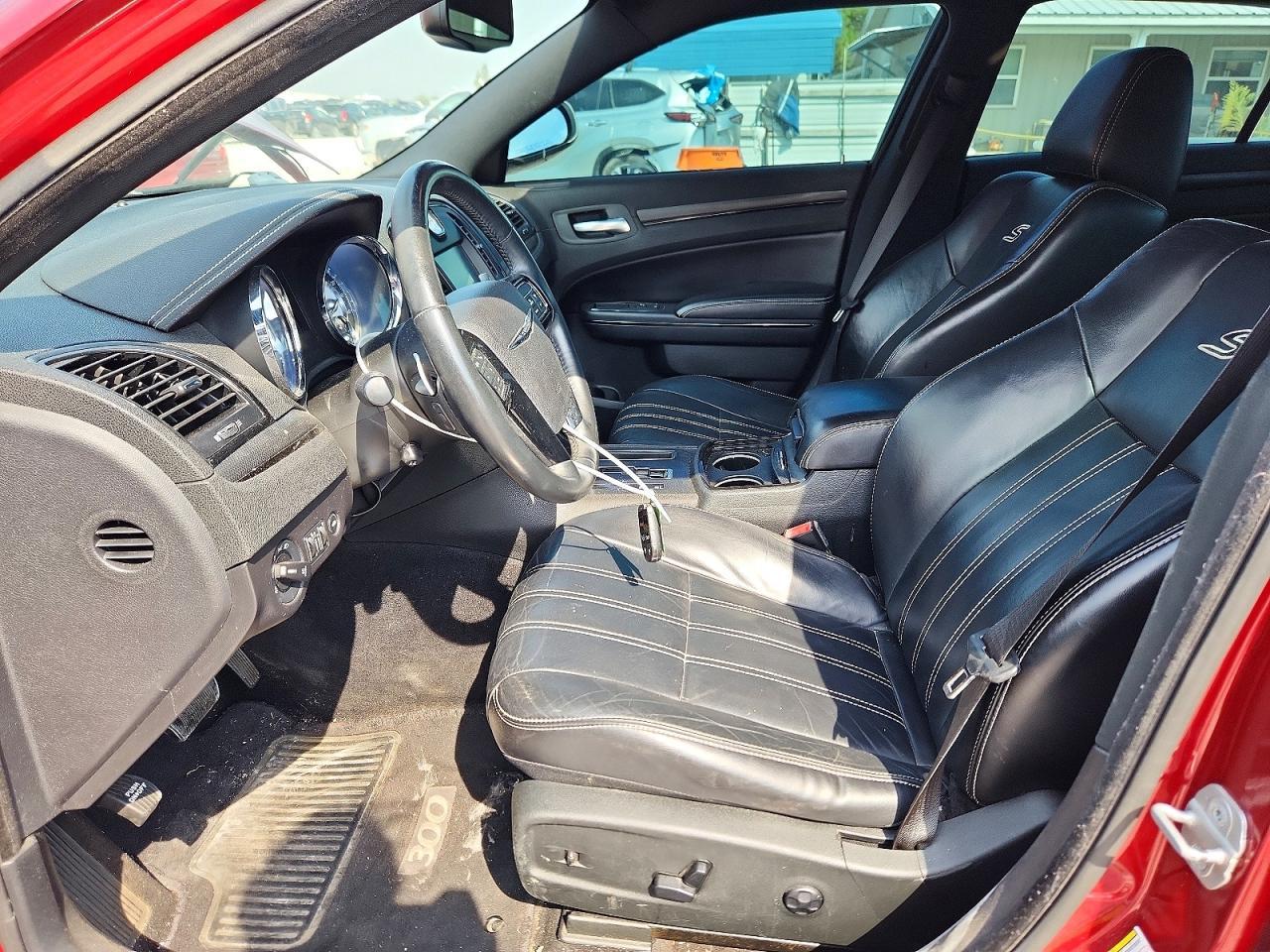 2013 Chrysler 300 S - Фото 7