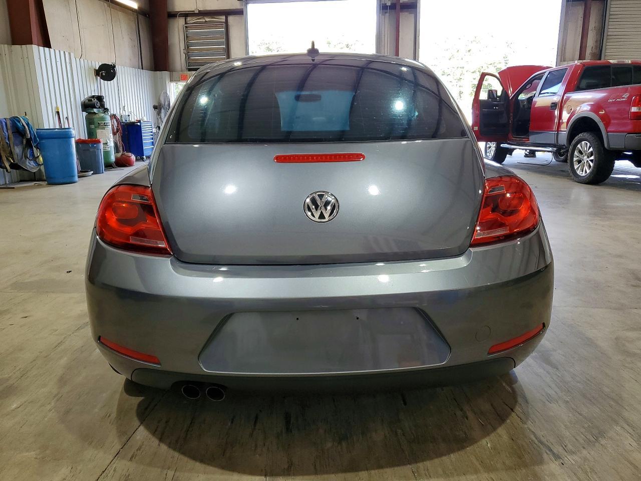 2014 Volkswagen Beetle Beetle, Beetle Black Turbo, Beetle Whiteturbo - Фото 6