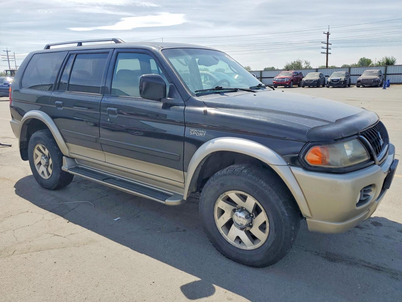 2002 Mitsubishi Montero Sport Limited - Фото 4