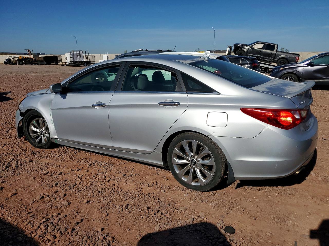 2013 Hyundai Sonata Se - Фото 2