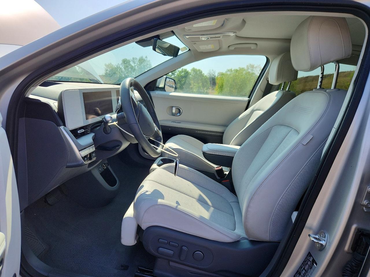 2024 Hyundai Ioniq 5 Limited - Image 7