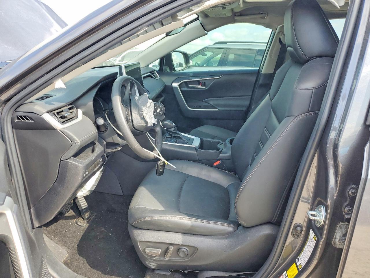 2023 Toyota Rav4 Xle Premium - Фото 7