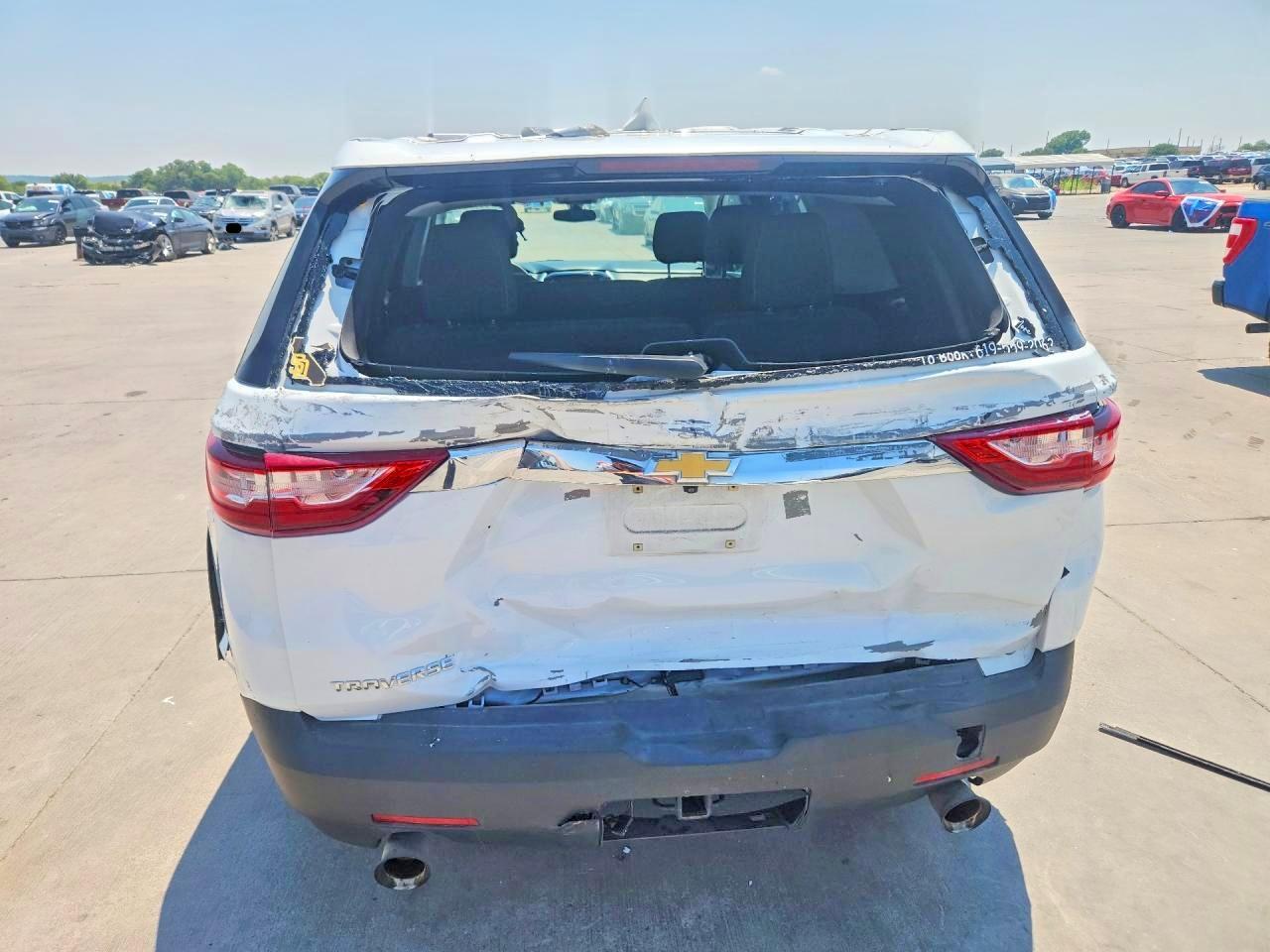 2019 Chevrolet Traverse Ls - Фото 6