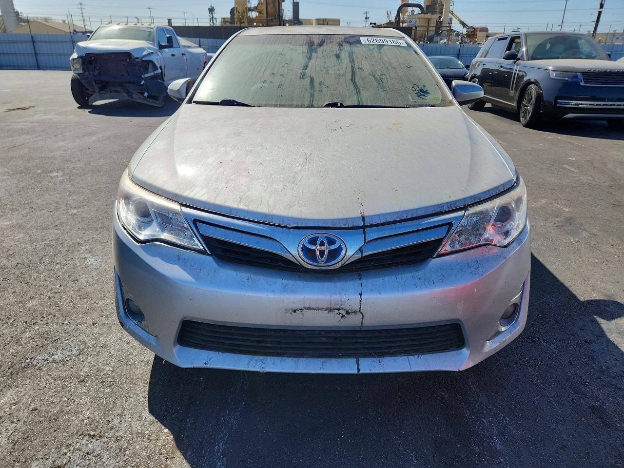 2012 Toyota Camry Hybrid Xle - Image 5