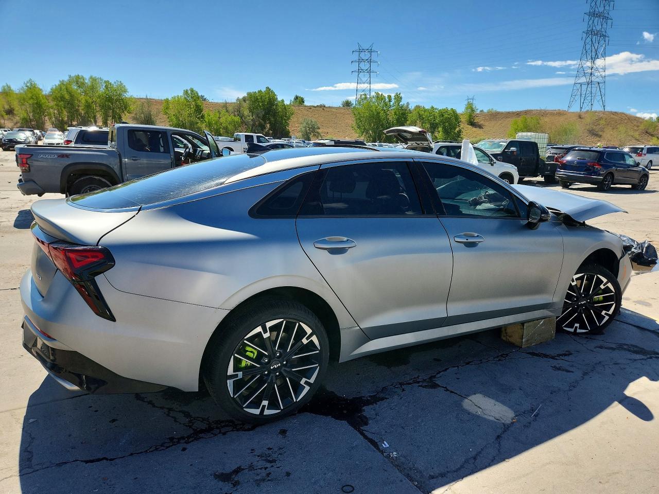 2025 Kia K5 Gt - Фото 3