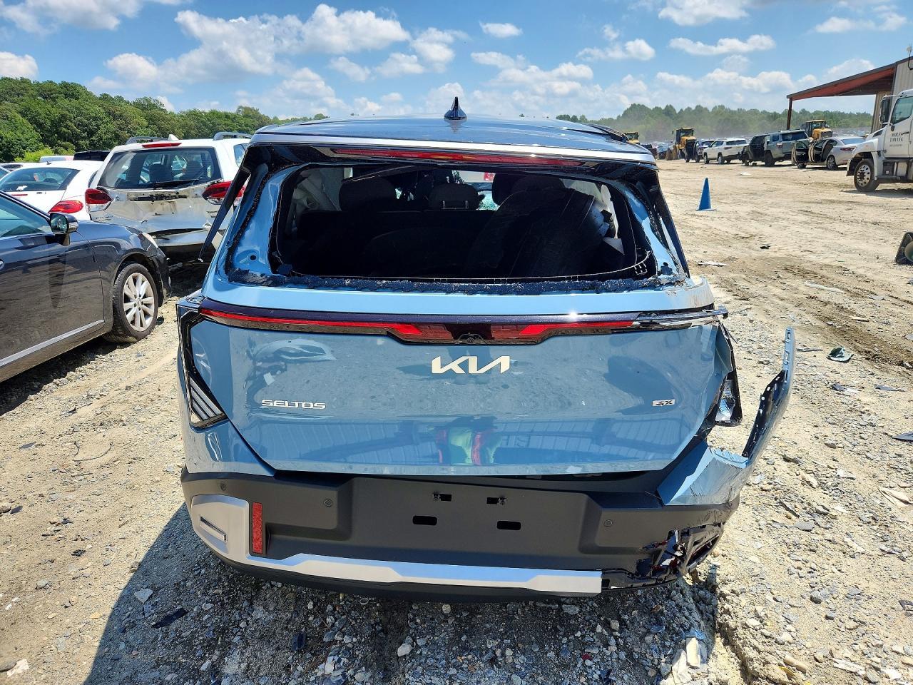 2027 Kia Seltos S - Фото 6