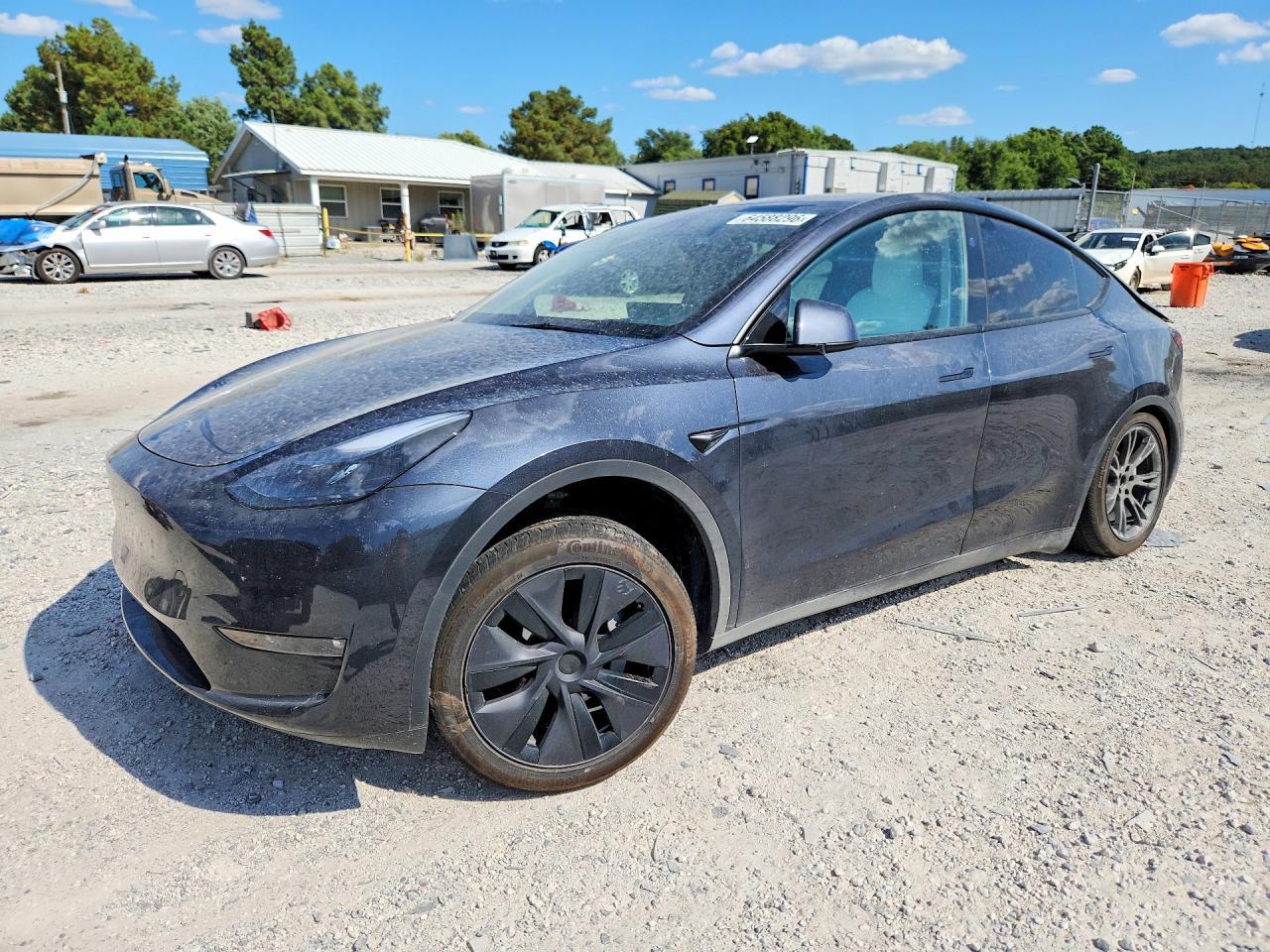2025 Tesla Model Y