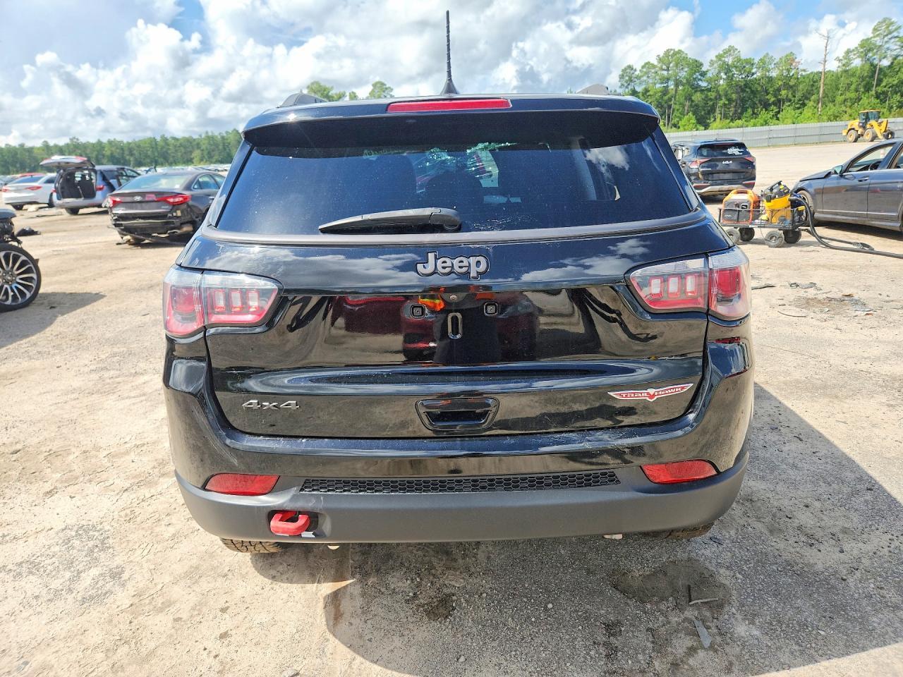 2019 Jeep Compass Trailhawk - Image 6