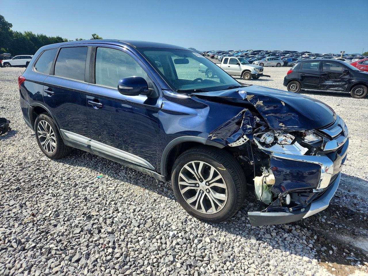 2017 Mitsubishi Outlander Se - Фото 4