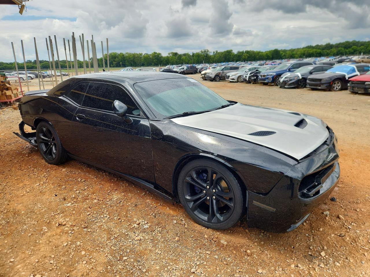 2015 Dodge Challenger Sxt Plus - Image 4
