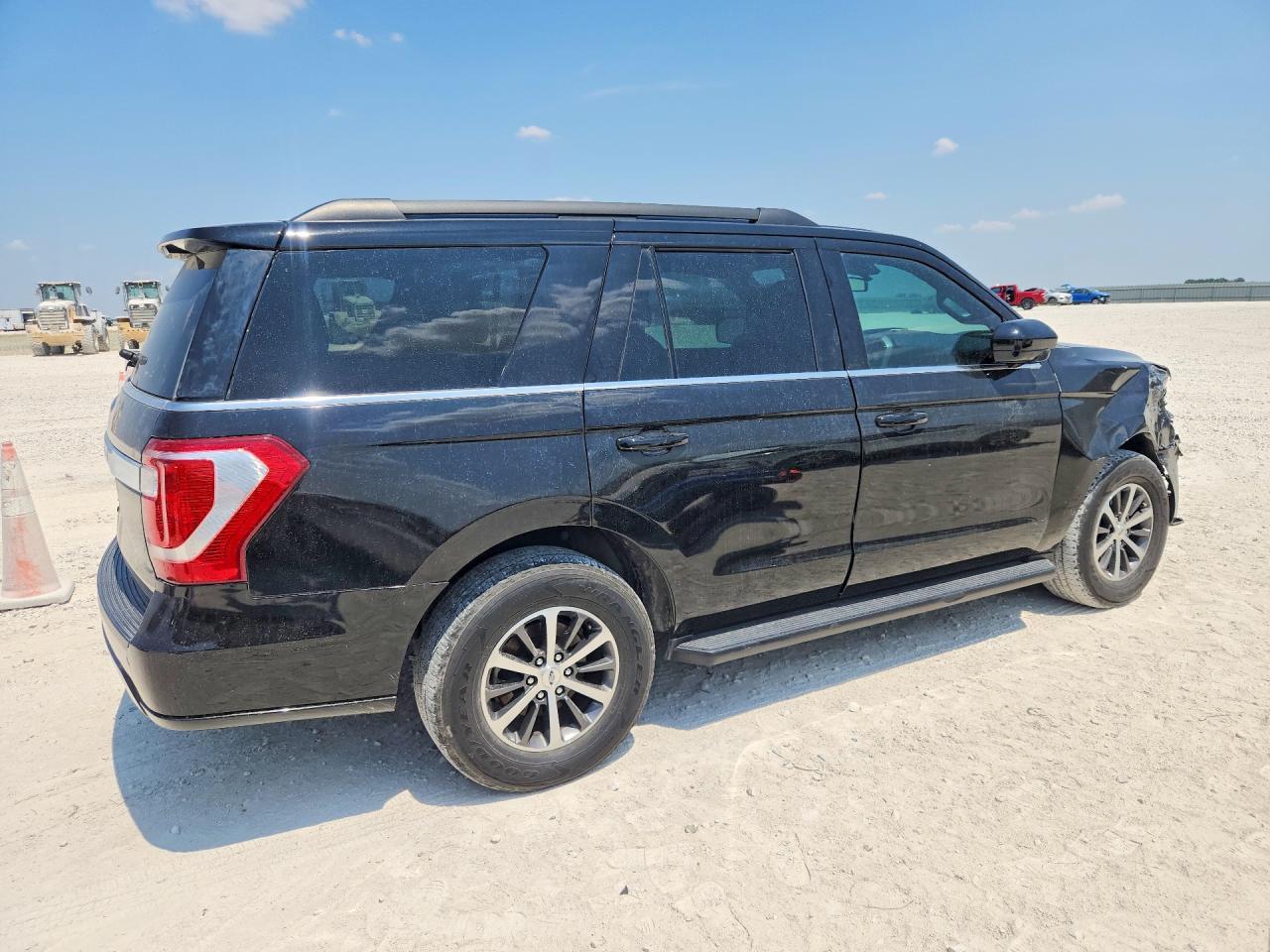2020 Ford Expedition Xlt - Фото 3