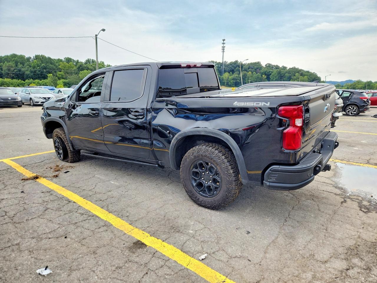 2024 Chevrolet Silverado K1500 Zr2 - Фото 2