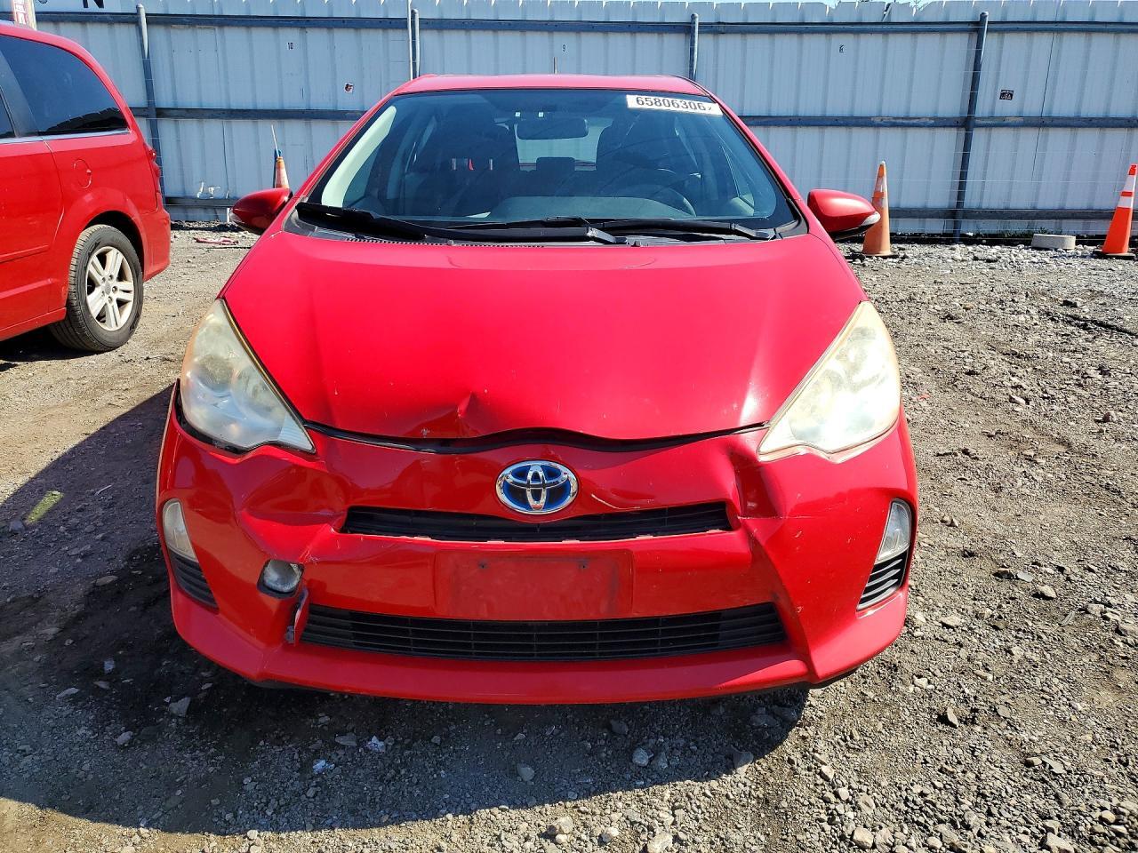 2012 Toyota Prius C Three - Image 5