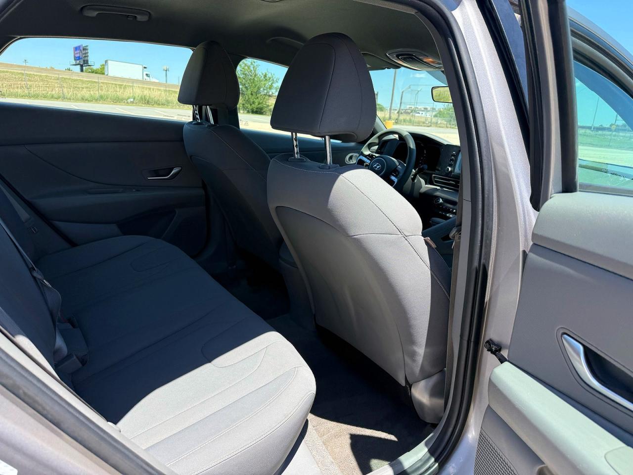 2021 Hyundai Elantra Sel - Image 6