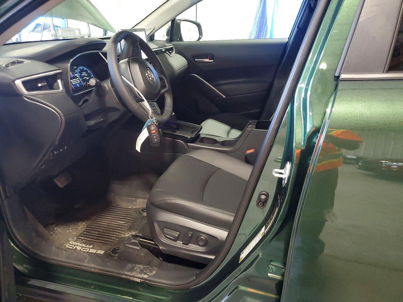 2026 Toyota Corolla Cross Xle - Фото 7