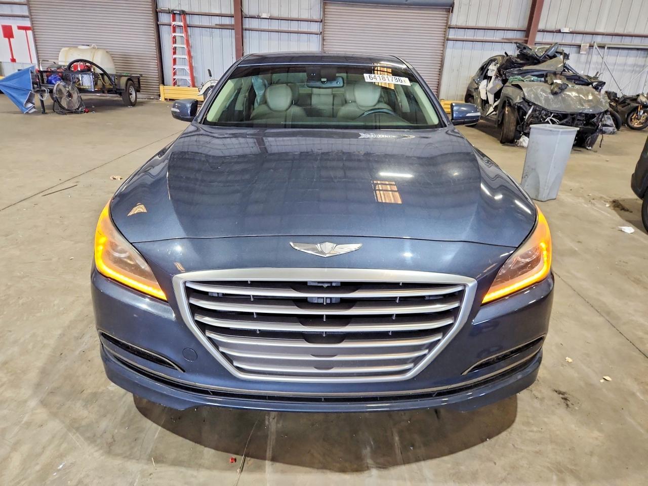 2015 Hyundai Genesis 3.8L - Фото 5