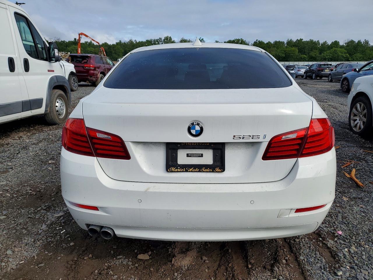 2016 BMW 528 I - Image 6