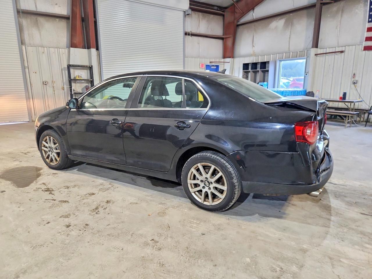 2009 Volkswagen Jetta Se - Image 2