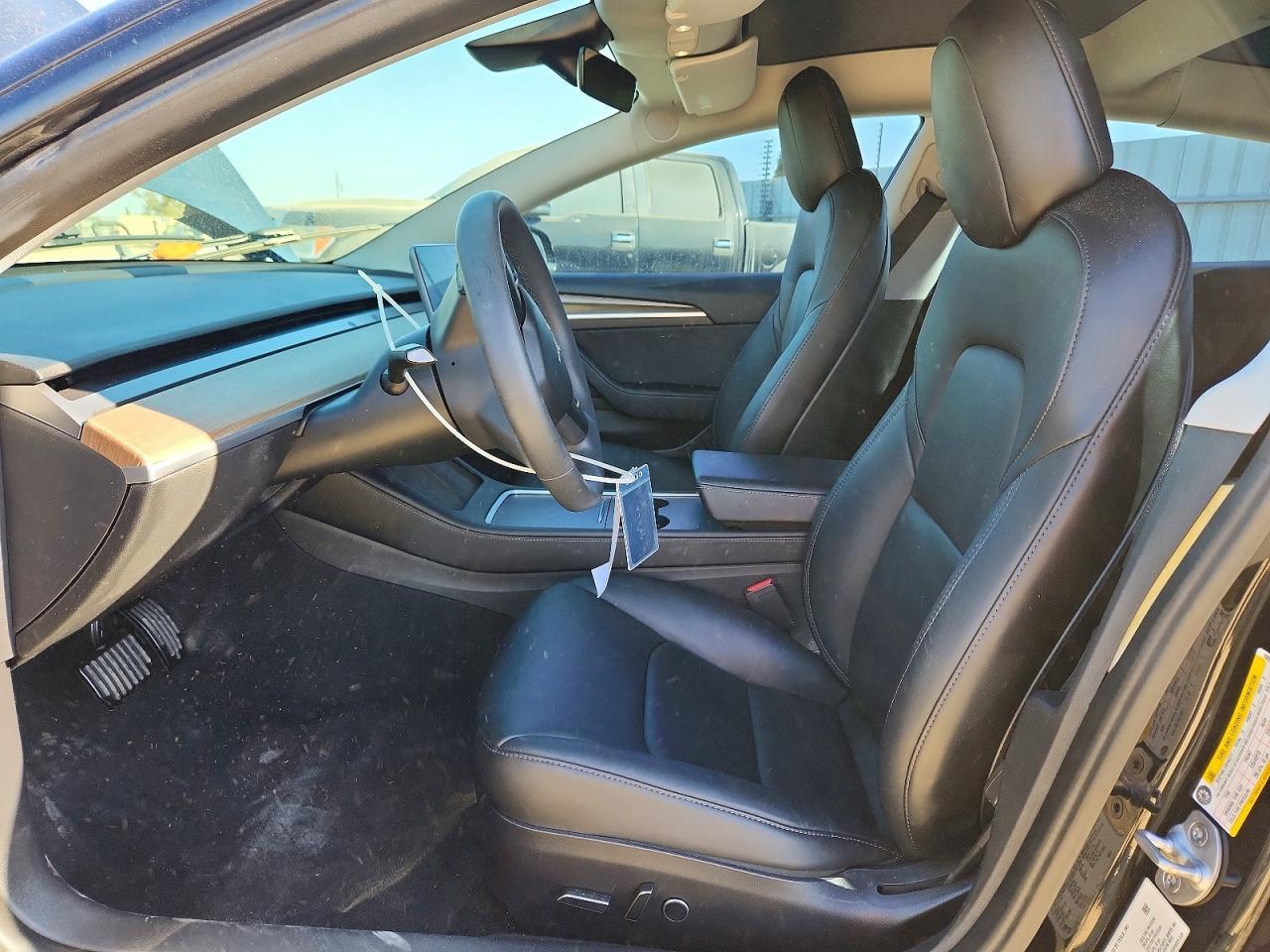 2022 Tesla Model 3 - Фото 7