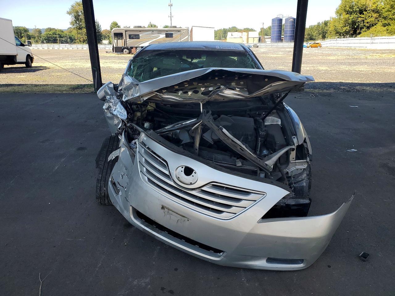 2009 Toyota Camry Le - Image 5