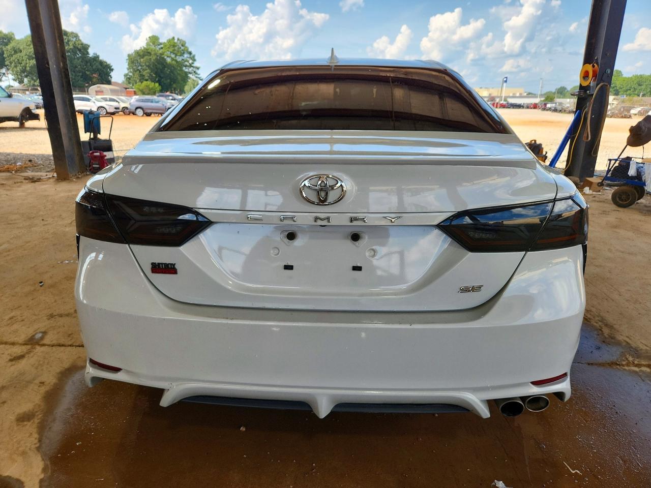 2023 Toyota Camry Se - Фото 6