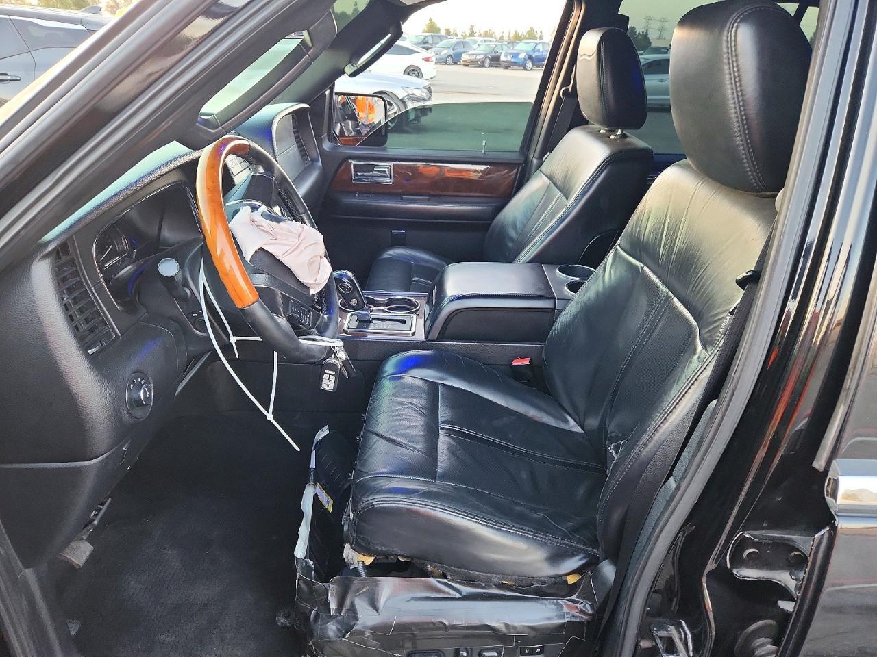 2016 Lincoln Navigator Select - Image 7