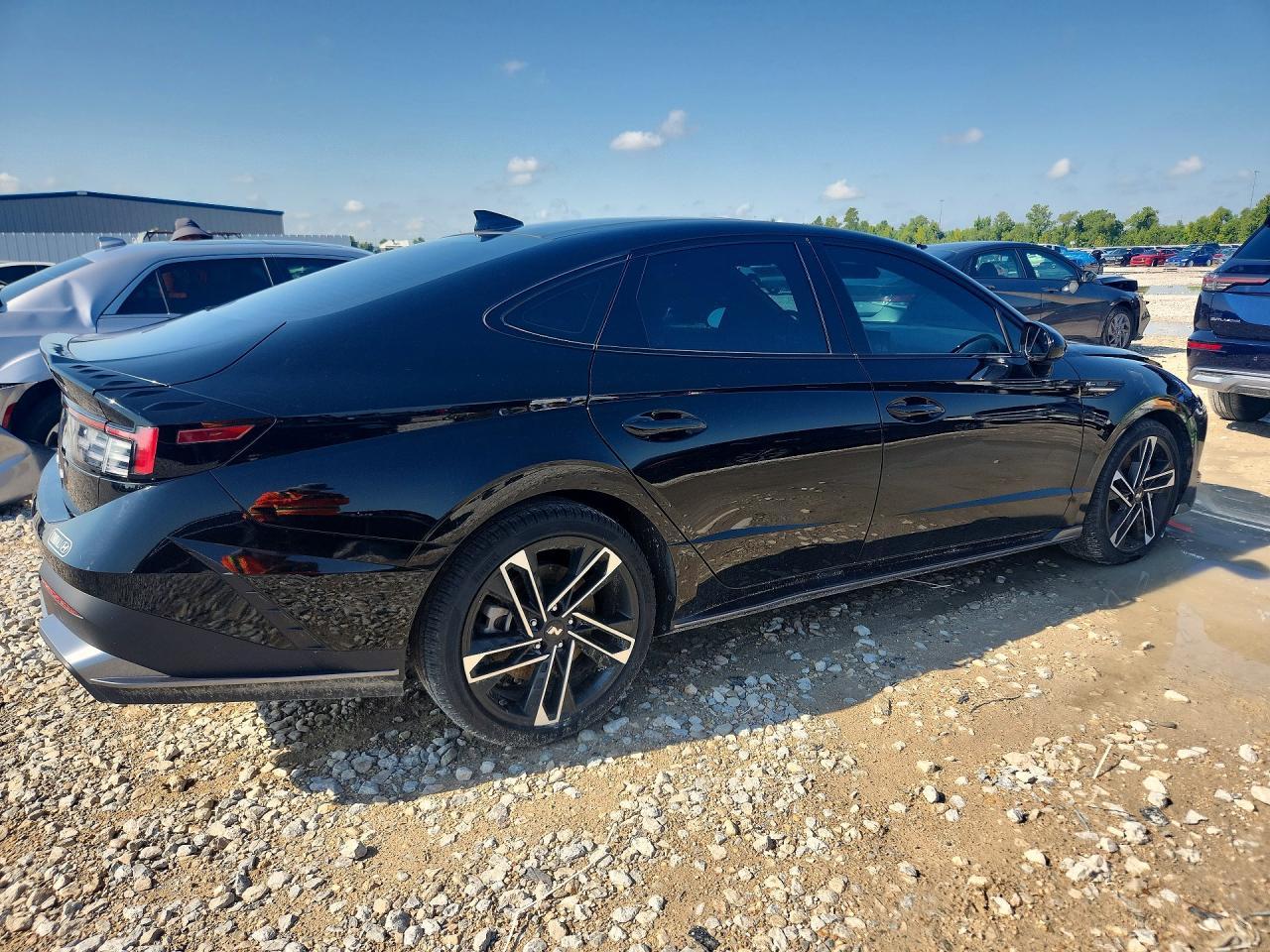 2025 Hyundai Sonata N Line - Image 3
