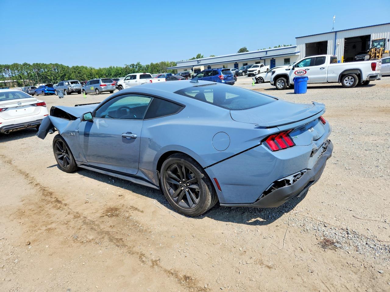 2025 Ford Mustang Gt - Фото 2